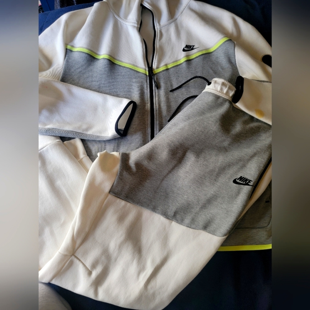 Nike Tech Fleece Set